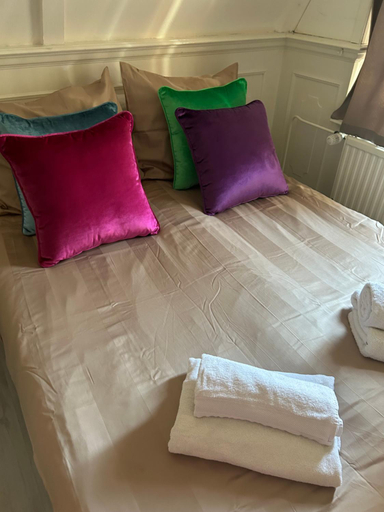 Bedroom, Cosy by Mandy, Amsterdam