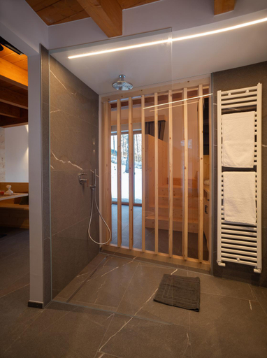 Others 5, Residence Lavina, Trento