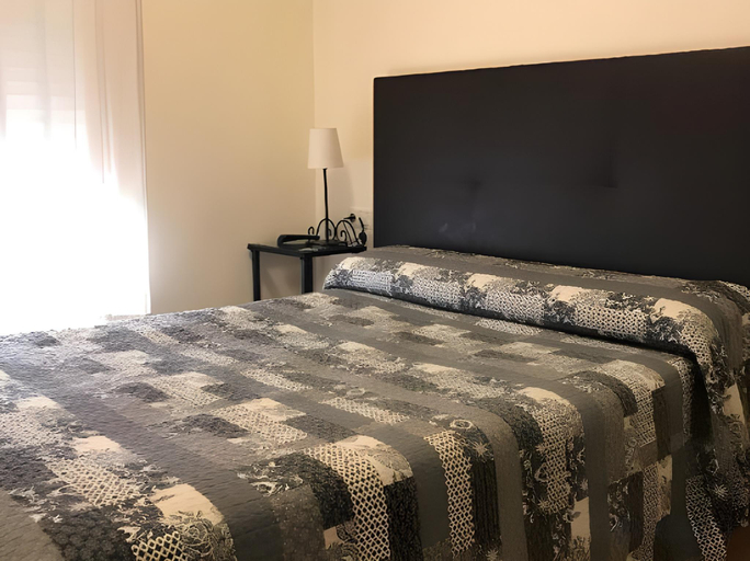 Bedroom 5, Orfebre Góngora, Córdoba