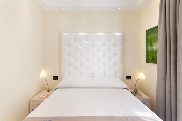 Bedroom 2, Palazzo Abagnale l, Napoli