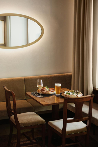 Food & Drinks 4, Corso am Graben, Bolzano