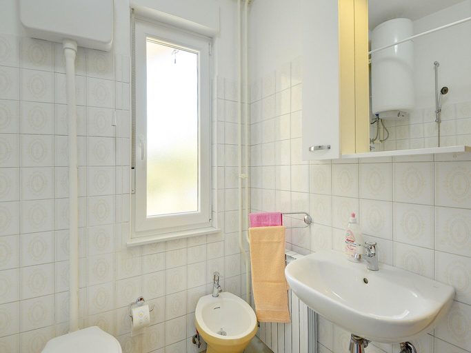 Bathroom, Apartment in Pula near the Sea, Pula