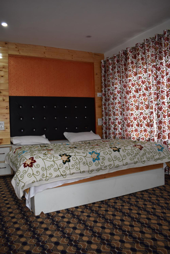 Bedroom 5, Pahalgam Galaxy, Anantnag