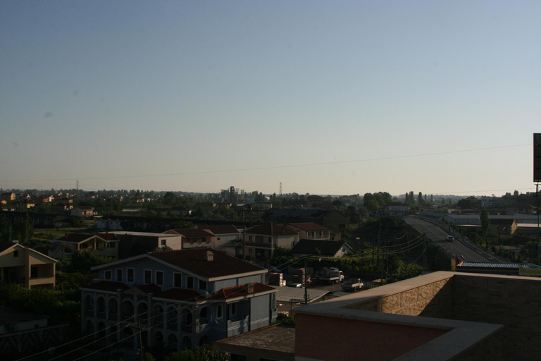 Others 5, Hotel Siklad, Lezhës