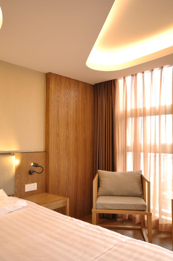 Bedroom 2, Home Inn Guiyang Railway Station, Guiyang