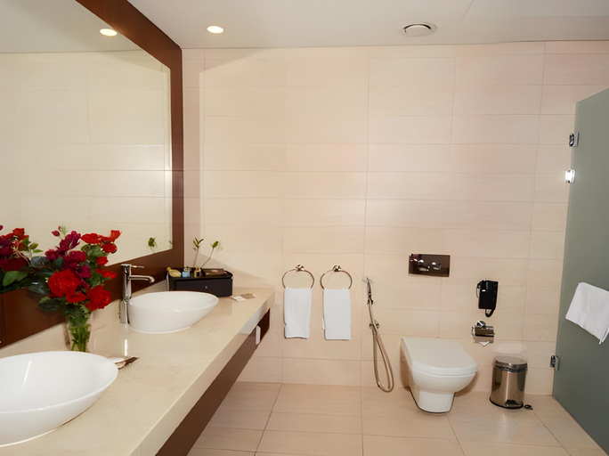 Bathroom 5, Cristal Erbil Hotel, Arbil