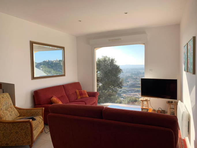 Others 5, Villa Madou, Gard
