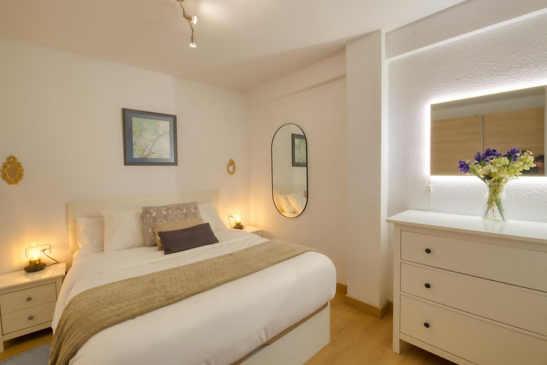 Bedroom, Apartastur26 Gascona Centro Oviedo, Asturias