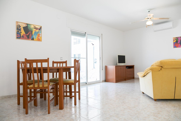 Others 5, VILLA ADELAIDA, Tarragona