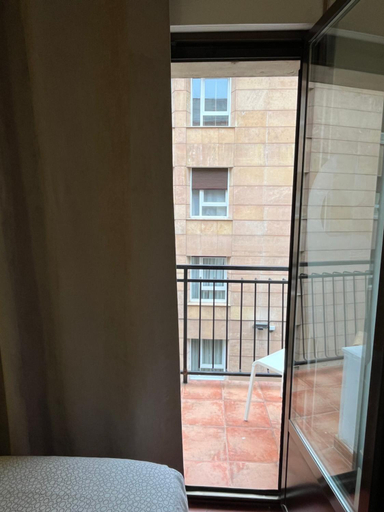 Others 5, Roomin Hostel, Salamanca