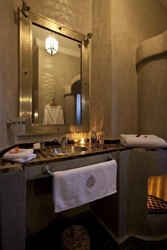 Bathroom 5, Riad Les Bougainvillers, Marrakech