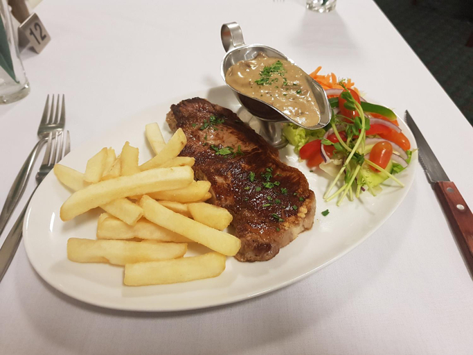 Food & Drinks 4, Flag Motor Lodge, Perth