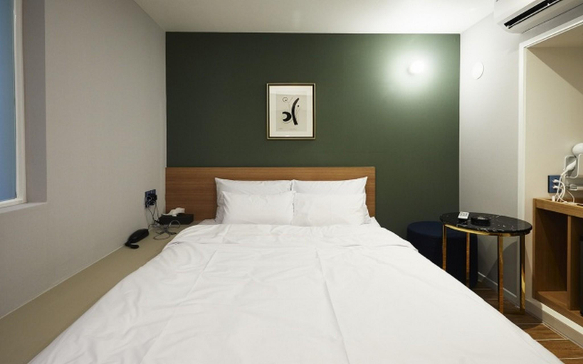 Bedroom 3, No.25 Suyu branch, Gangbuk