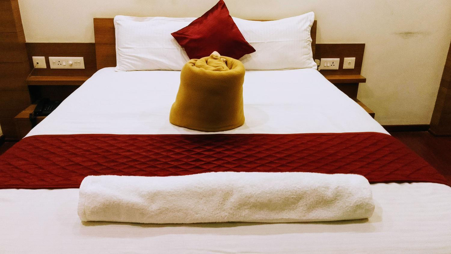 Others 5, Sree Janardhana Residency, Kollam