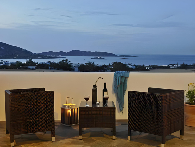 Food & Drinks 4, Blue Mare Villas, South Aegean
