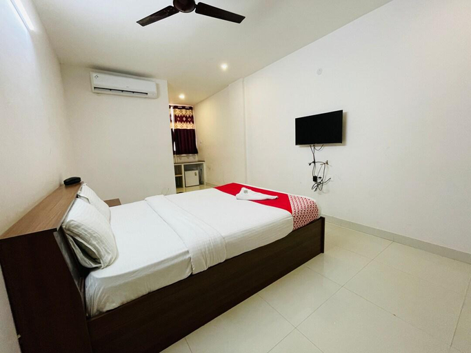 Bedroom 3, Hotel Royal Regency, Dakshina Kannada