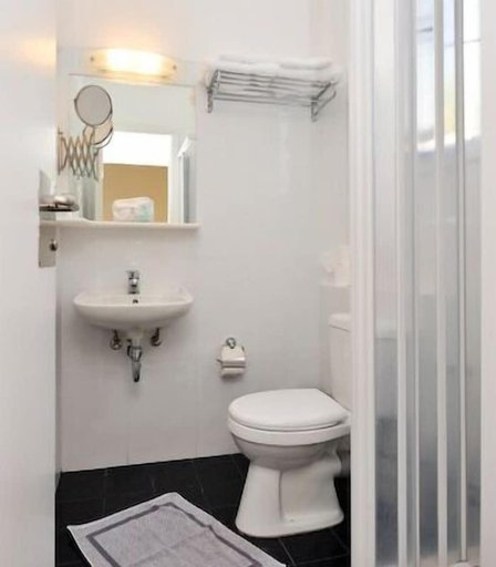 Bathroom 3, Panorama Hotel, South Aegean