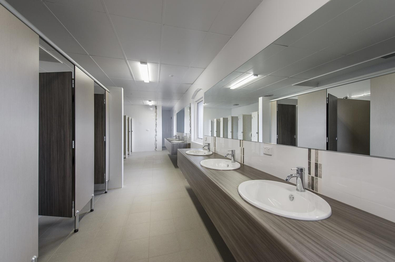 Bathroom 3, Discovery Parks Hahndorf Resort, Adelaide