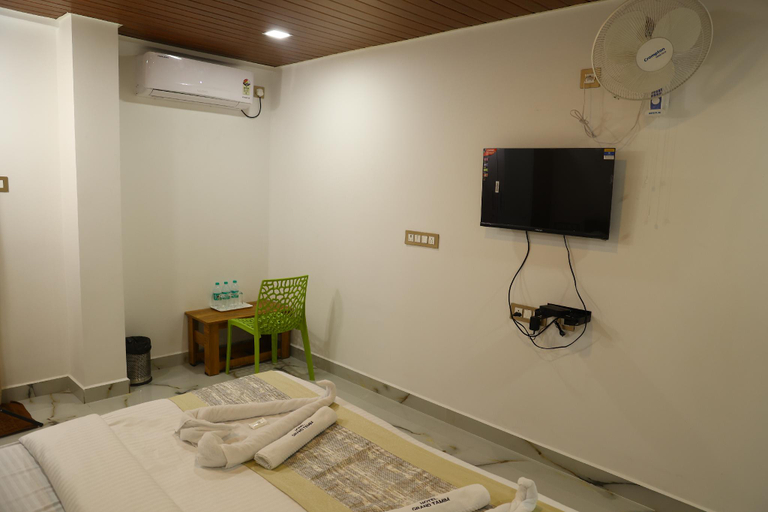 Bedroom 3, GRAND TAMIM HOTEL, Dakshina Kannada