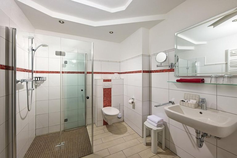 Bathroom 4, Hotel Garni Dorfkammer, Hochsauerlandkreis