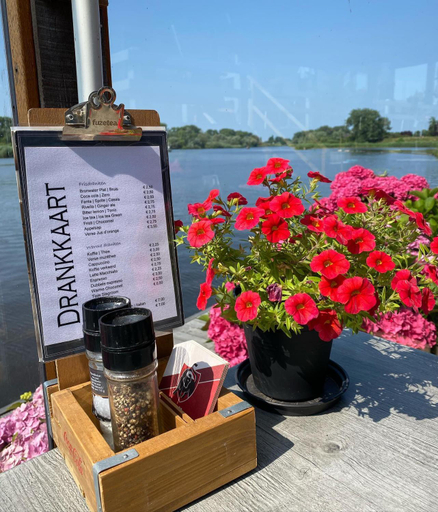 Others 5, Hotel aan de Linge, Leerdam
