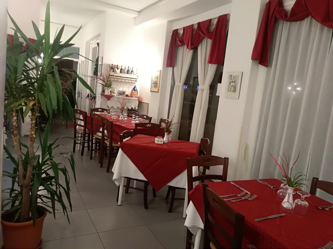 Others 4, Hotel La Congiura dei Baroni, Salerno
