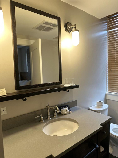 Bathroom 4, Western Front Hotel, Wise