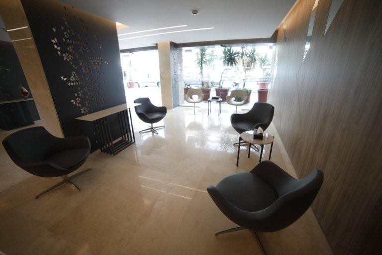 Public Area, Rawsheh 51, Beirut