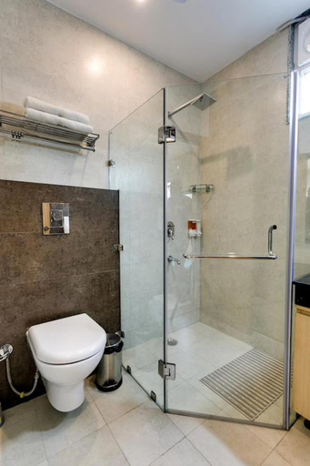 Bathroom 3, MOYDOM Private Ensuite with Shared Balcony & Kitchen, Delhi