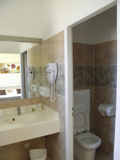 Bathroom 3, Logis Hotel Le Mas De Mon Pere, Ardèche