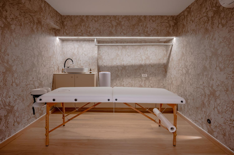 Others 3, Apeiron Athena Residences, Attica