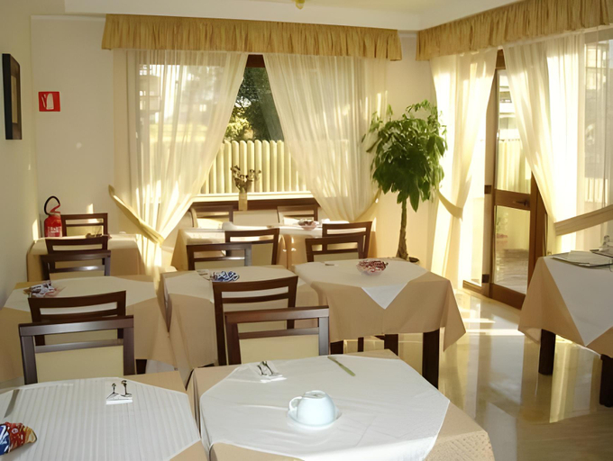 Food & Drinks 5, Hotel Le Palme, Reggio Di Calabria