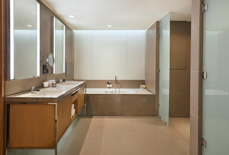 Bathroom 5, Andaz Delhi By Hyatt, Delhi