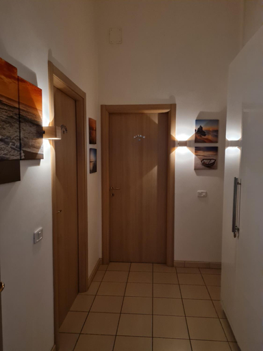 Others 4, Bed and Breakfast Trestelle, Ancona