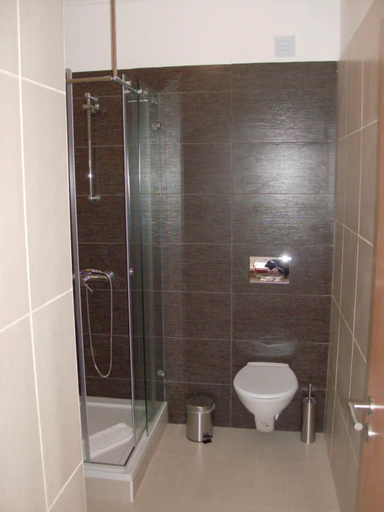 Bathroom 4, Belver Porto Dona Maria, Lagos