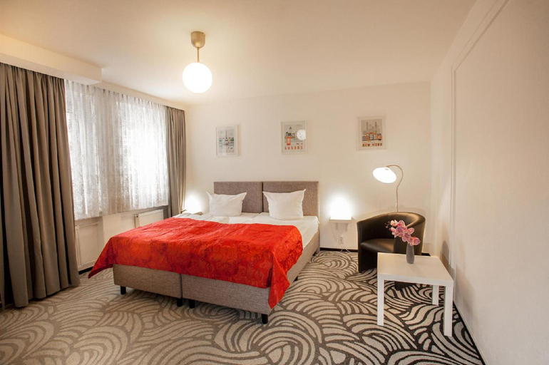 Bedroom 2, Centro Hotel Atlanta, Region Hannover