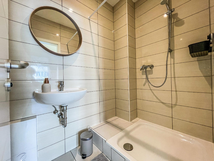 Bathroom 2, Downtown Apartments, Region Hannover