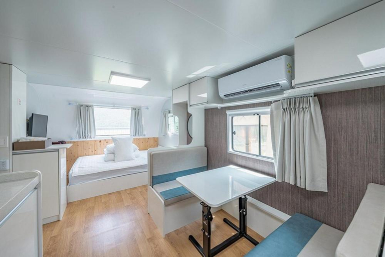 Bedroom 2, Pocheon Story Forest Caravan Glamping, Pocheon