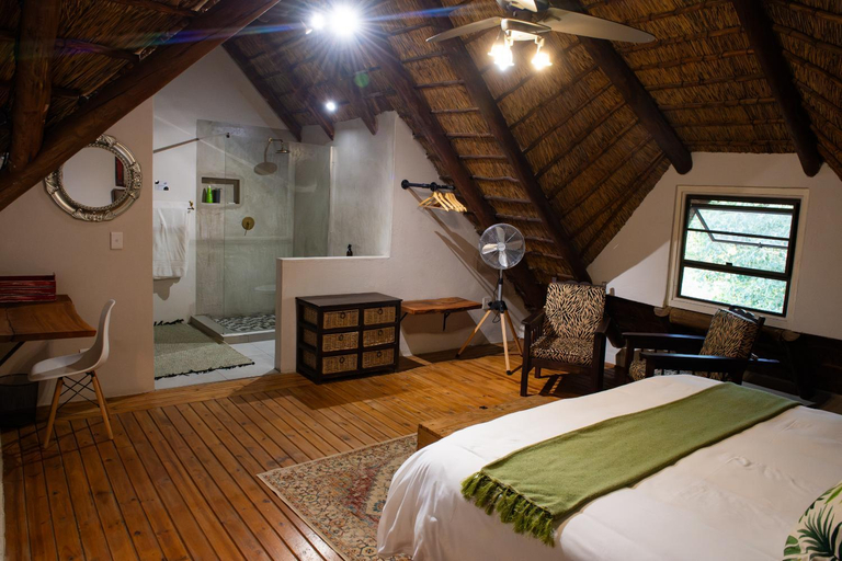Bedroom, Nzenga Lodge, Mopani