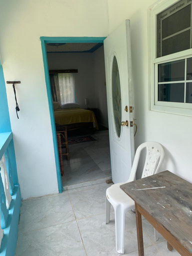Others 4, Robin Hood Guest House