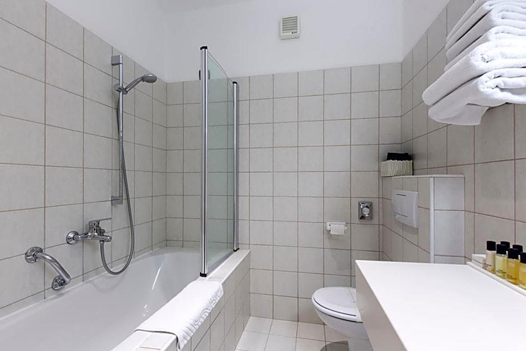 Bathroom 5, Hotel Villa Annette, Labin