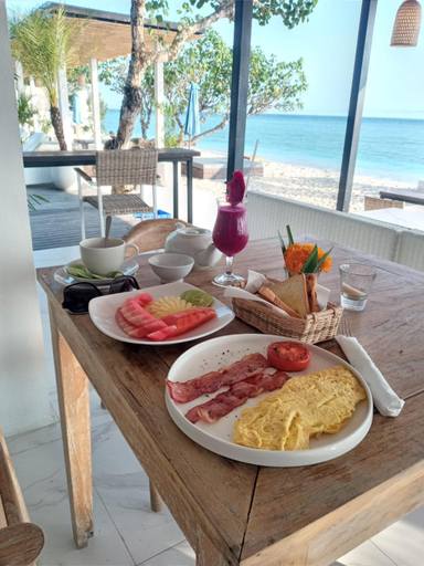 Food & Drinks 3, AMP Beach House, Klungkung