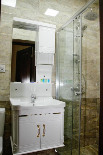 Bathroom, City inn Nizami Hotel, Baku