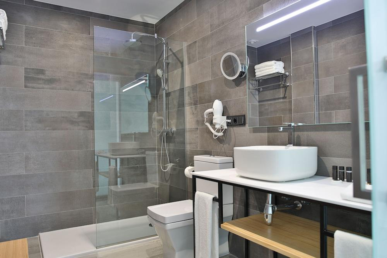 Bathroom 5, Moon Hotel & Spa, Almería