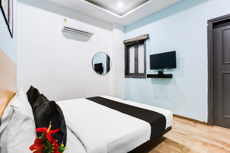 Bedroom 3, Super Townhouse Rohini Sector 23, Delhi