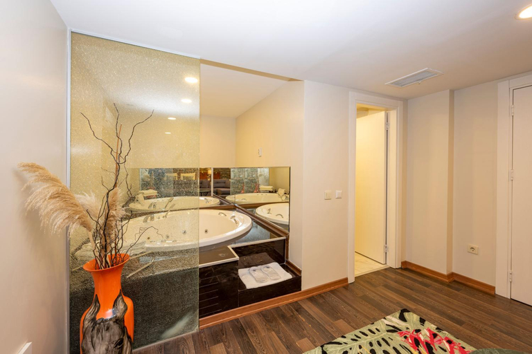 Bathroom 4, The Marions Suite Hotel Taksim, Beyoğlu