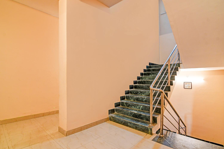 Public Area 2, Fabhotel Anxx, Khordha