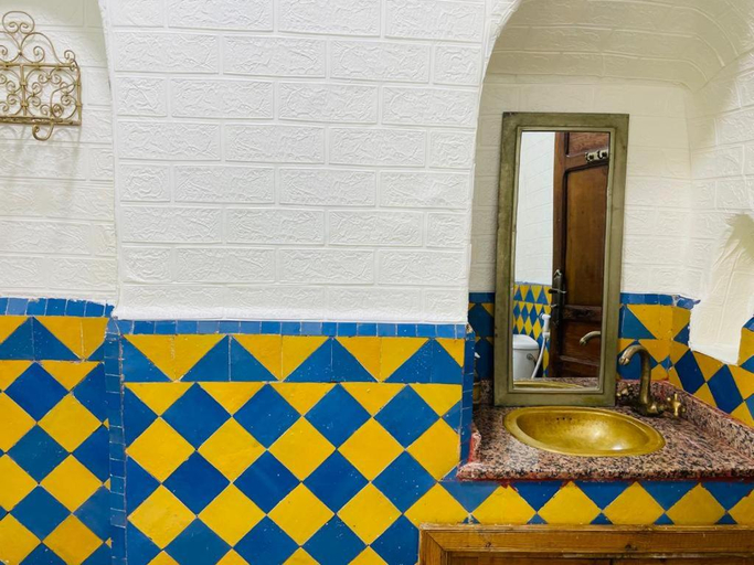 Bathroom, Archduke private rooms, Marrakech