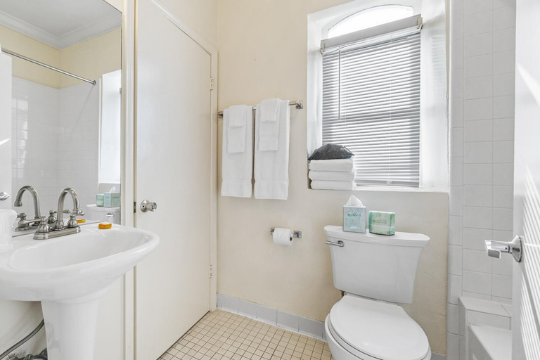 Bathroom 5, Fitzgerald, San Francisco