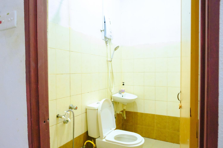 Bathroom 3, Citra Kadok Hotel & Banquet Hall, Kota Bharu